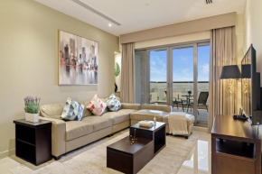 Cozy 2BR in Elite Downtown Residence with Canal view